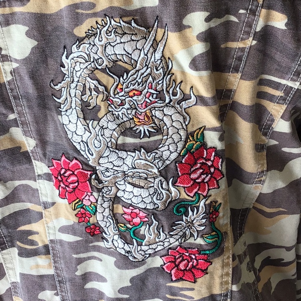 Unique Camo jacket - Picture 3 of 4